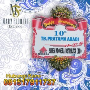penjual karangan bunga di kediri