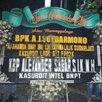 karangan bunga ucapan duka cita