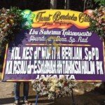 karangan bunga ucapan duka cita